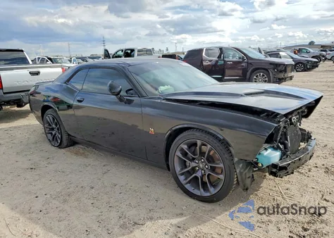 2023 Dodge Challenger R/T Scat Pack z USA, uszkodzony, nr VIN 2C3CDZFJXPH629829